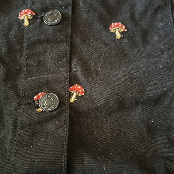 Mushroom skirt - Picture 2 of 3